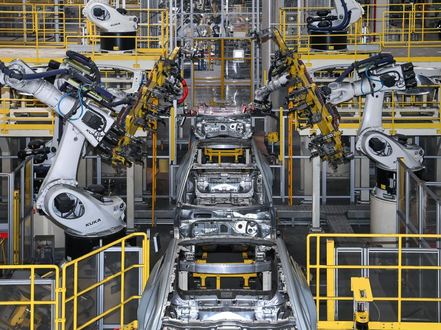 海评面：“中国年初经济表现强劲超出预期”