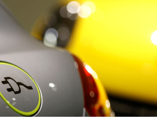 外媒：中国电动汽车行业展现发展韧性