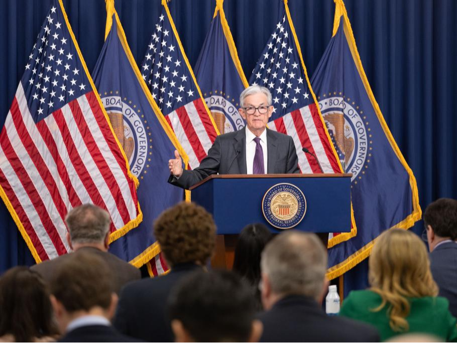 美国经济前景不确定性增加 美联储维持利率不变