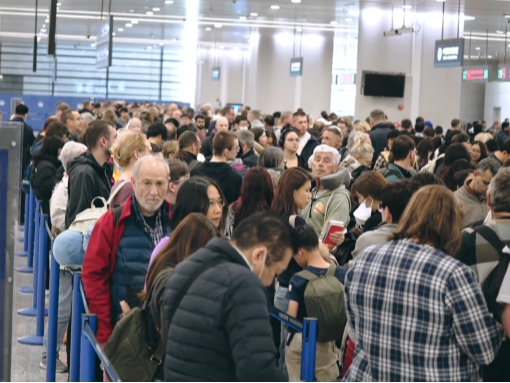“中国游”持续火爆 今年以来上海空港口岸入境外籍旅客超93万人次