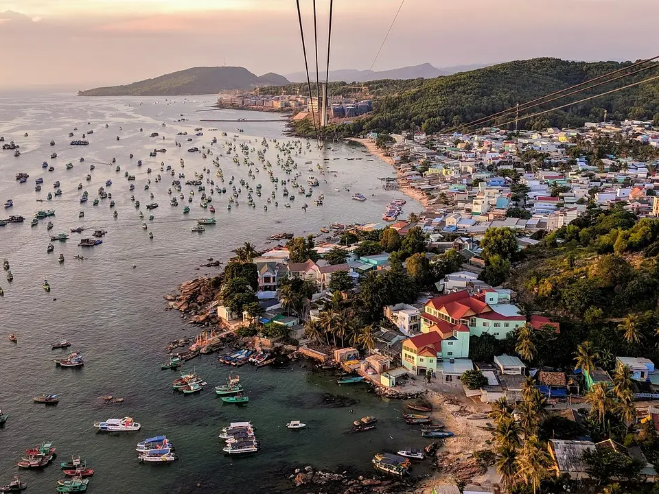 外媒：中越共商投资合作新机遇 