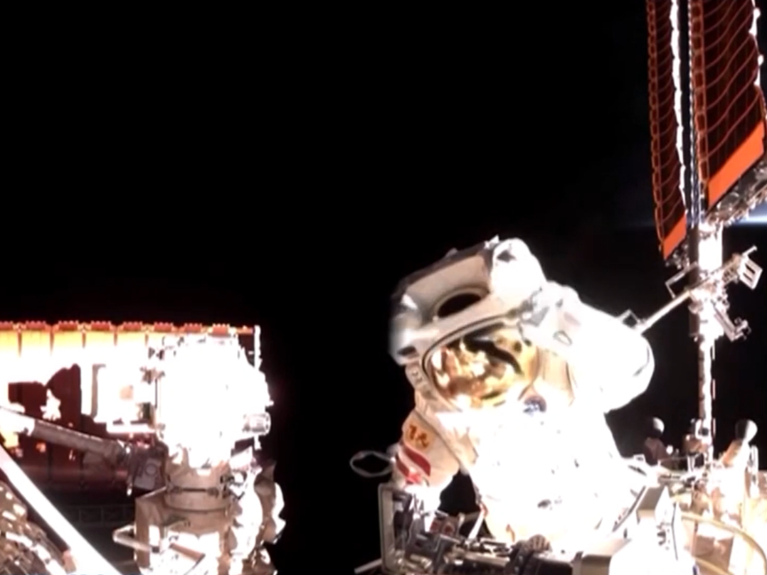 神舟十九号航天员乘组圆满完成第三次出舱活动