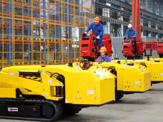 外媒：中国制造业加速回暖促进经济发展