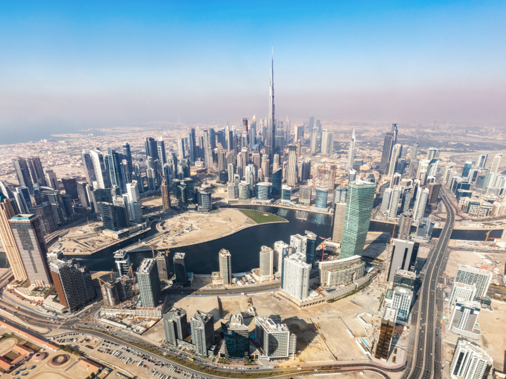 外媒：卡塔尔能源与中企签署氦气供应协议