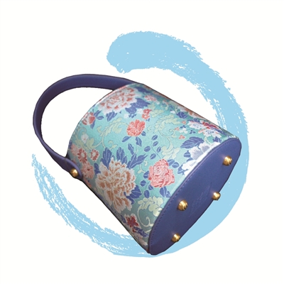 一片丝绸纹样卖出30多万元