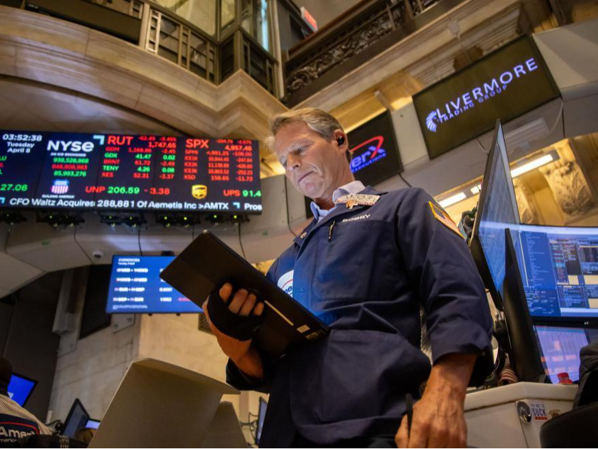 海外网评：美政府加征关税，国际社会已经开怼了