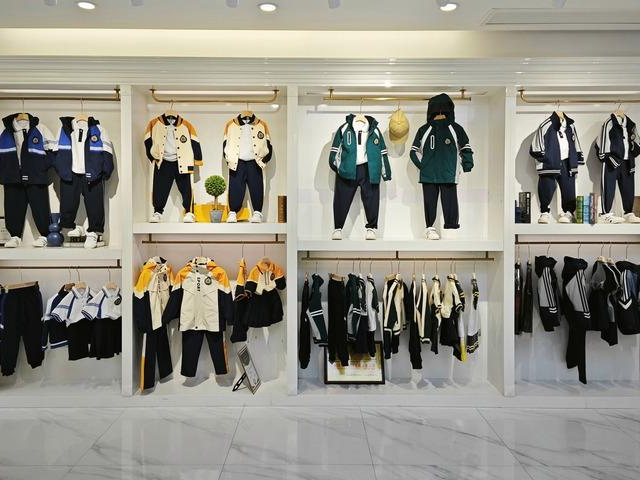 中国经济样本观察·“镇”了不起｜20亿件近千亿元！这个小镇给全球儿童做衣服