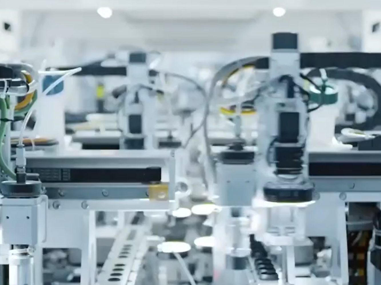 4月份我国货物贸易进出口同比增长5.6%