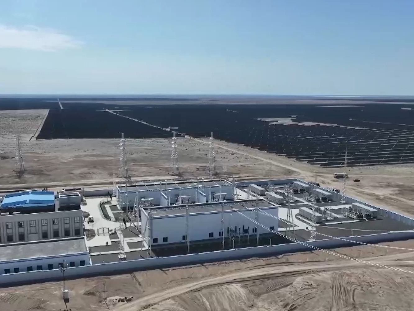 跨越3000公里 新疆午后阳光“点亮”北京夜景