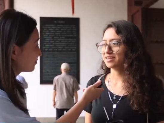 当出行“邂逅”高科技 “一机畅行”智慧服务解锁游客“丝滑体验”