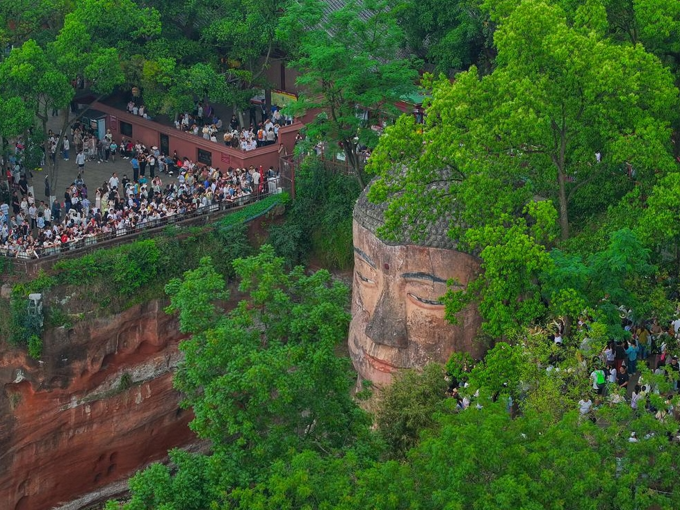 外媒：中国成为新加坡出境游首选国家