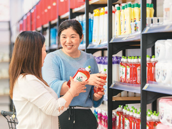 中国消费市场焕新 海外华商共享机遇（侨界关注）