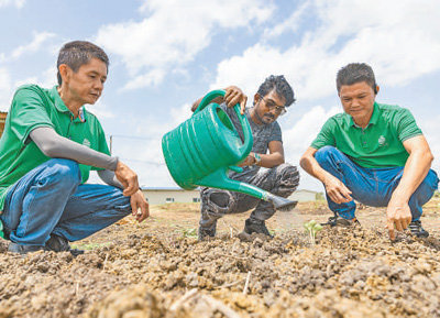 “看见土地的回馈，让人满心喜悦”（中拉是天然合作伙伴）