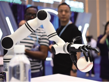 海评面：“中国在很多技术领域已处于领先地位”