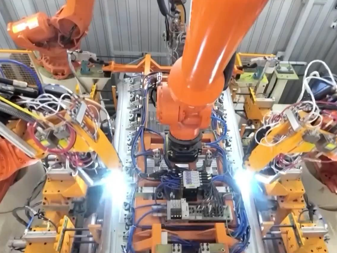 焦点访谈｜政策组合拳助力设备更新 中国制造业迈向新阶段