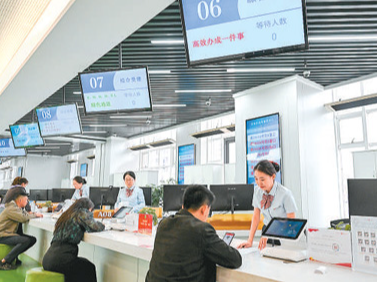 以法治护航民营经济高质量发展（锐财经）