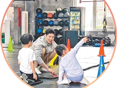 动起来，和超重说拜拜（体育大看台·“六一”特别策划）