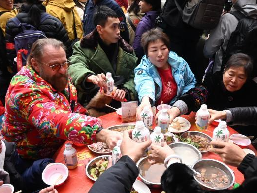 法国女婿在中国的“浪漫25年”：“都是善意和温暖”