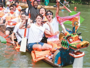 外国人眼中的端午故事（体验“中国味儿”）