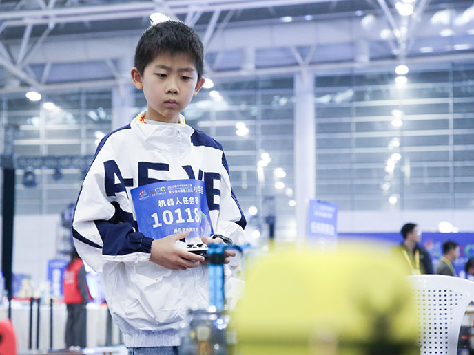 从技术“秀场”到产业“竞技场”  数字创新乘风而上