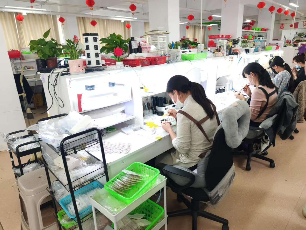 东海崛起“指尖经济”，穿戴甲闯出新赛道