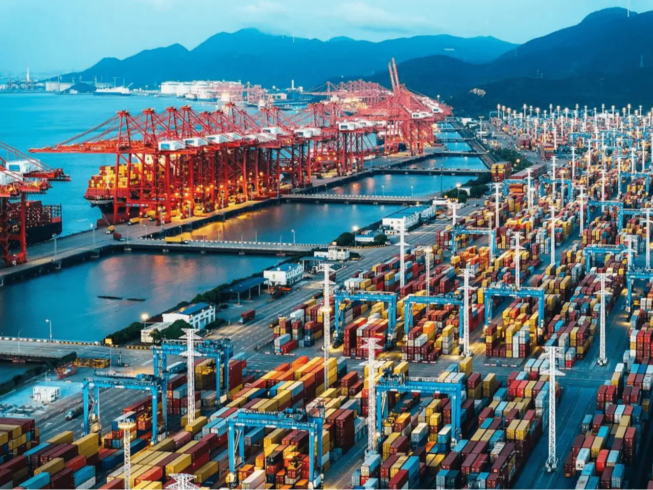 外媒：美国关税政策对全球经济造成严重的负面冲击