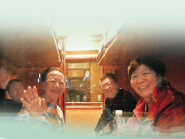 乘坐银发列车 奔赴诗与远方