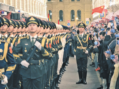 铭记二战历史  传承深厚友谊