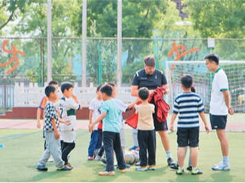 长城脚下来了“洋教练”（我在中国·行耕记）