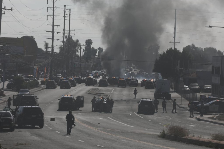 海外网评：洛杉矶，一座“怒火”正在燃烧的城市