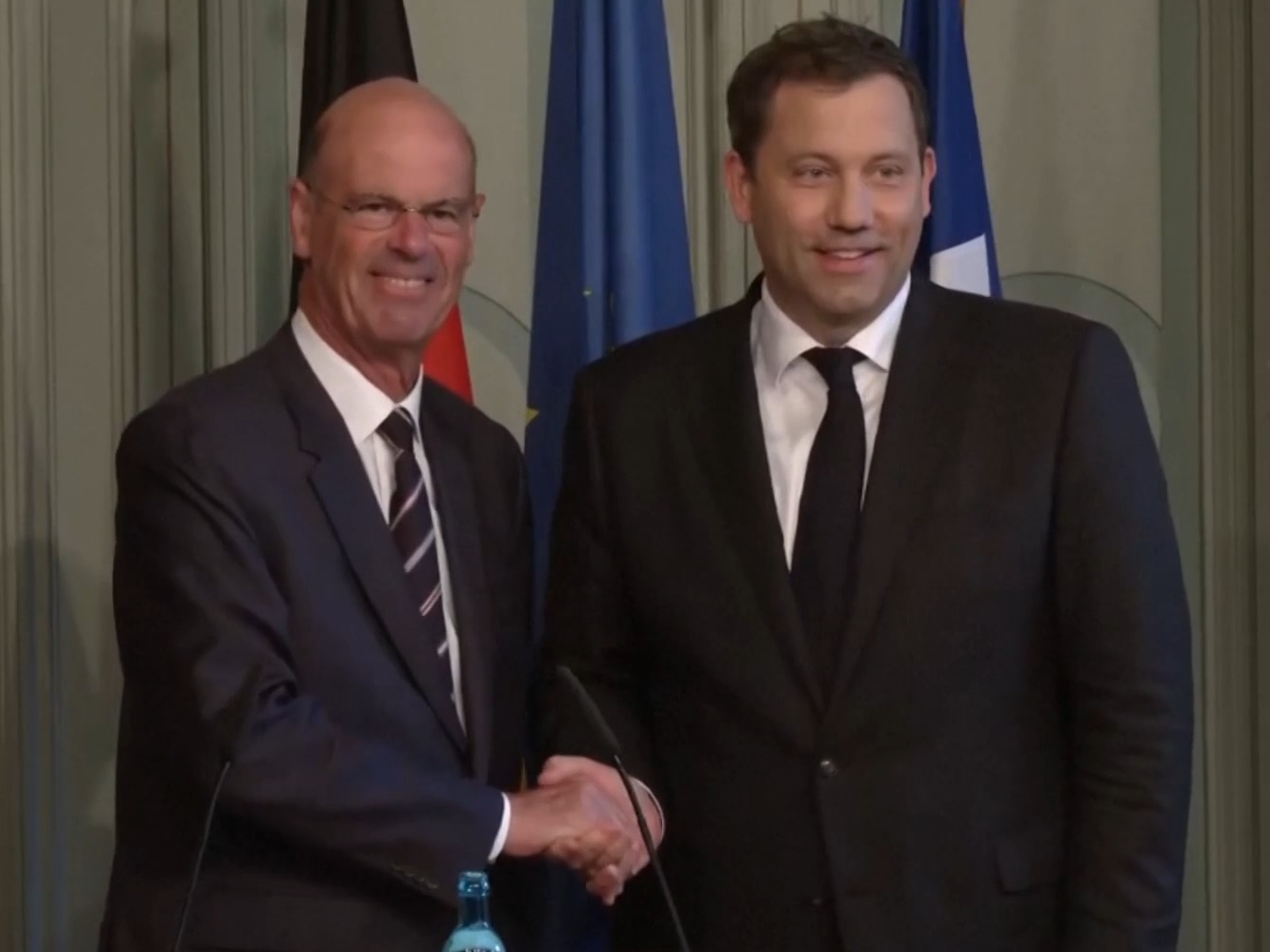 德财长：美关税政策只会两败俱伤 应尽快结束争端