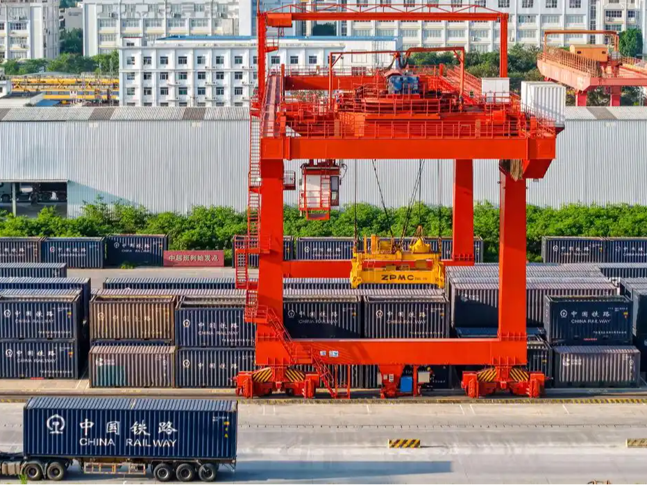 外媒：中越跨境铁路货物运输持续火热