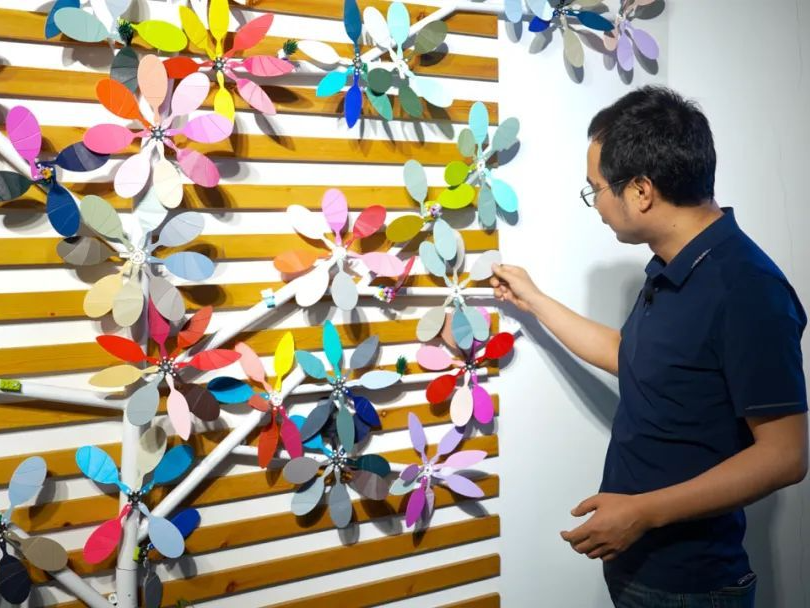 “卖给我们！”在这里，外商抢着做独家代理