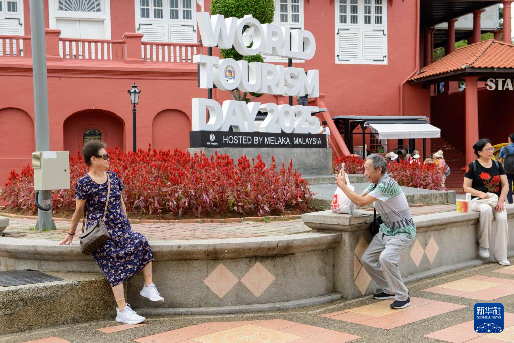 海外网评：互免签证，中马两国将像走亲戚一样常来常往