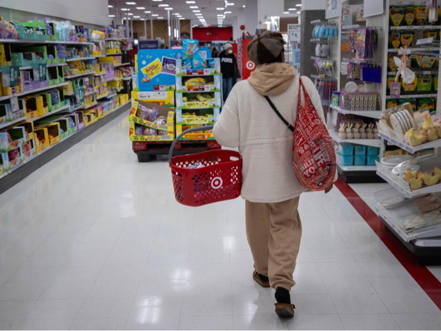 没得选、被迫贵、忍受差 关税正在偷走美国人的购物自由