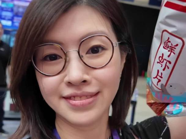 秀我中国｜探营2025世界人工智能大会，记者先炫了一顿