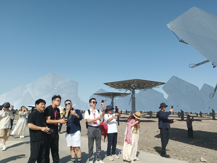 光聚绿能 撬动新疆能源产业高质量发展