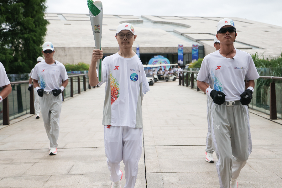 成都这场火炬传递到底藏了多少故事？