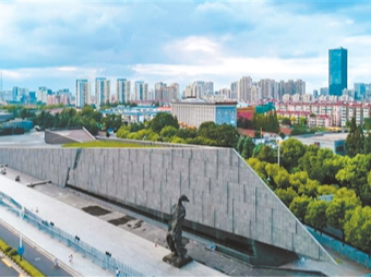 20多年捐赠近3000件（套）抗战文物史料（侨界关注）