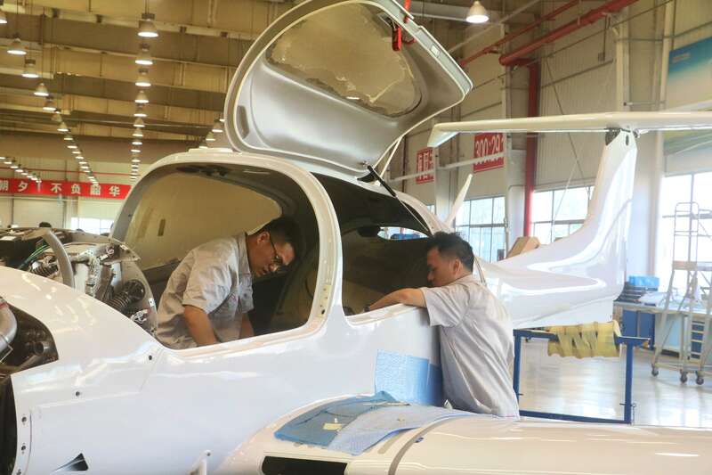 活力中国调研行｜通航飞机产业线上的年轻人