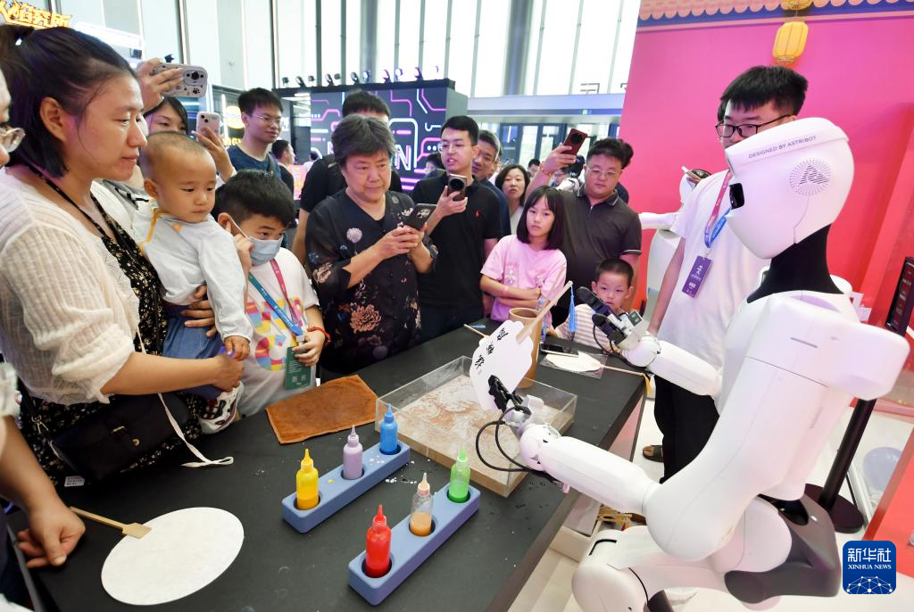 海评面：“在机器人技术领域，中国是第一”