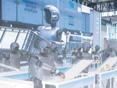 人形机器人，变身“全能选手”