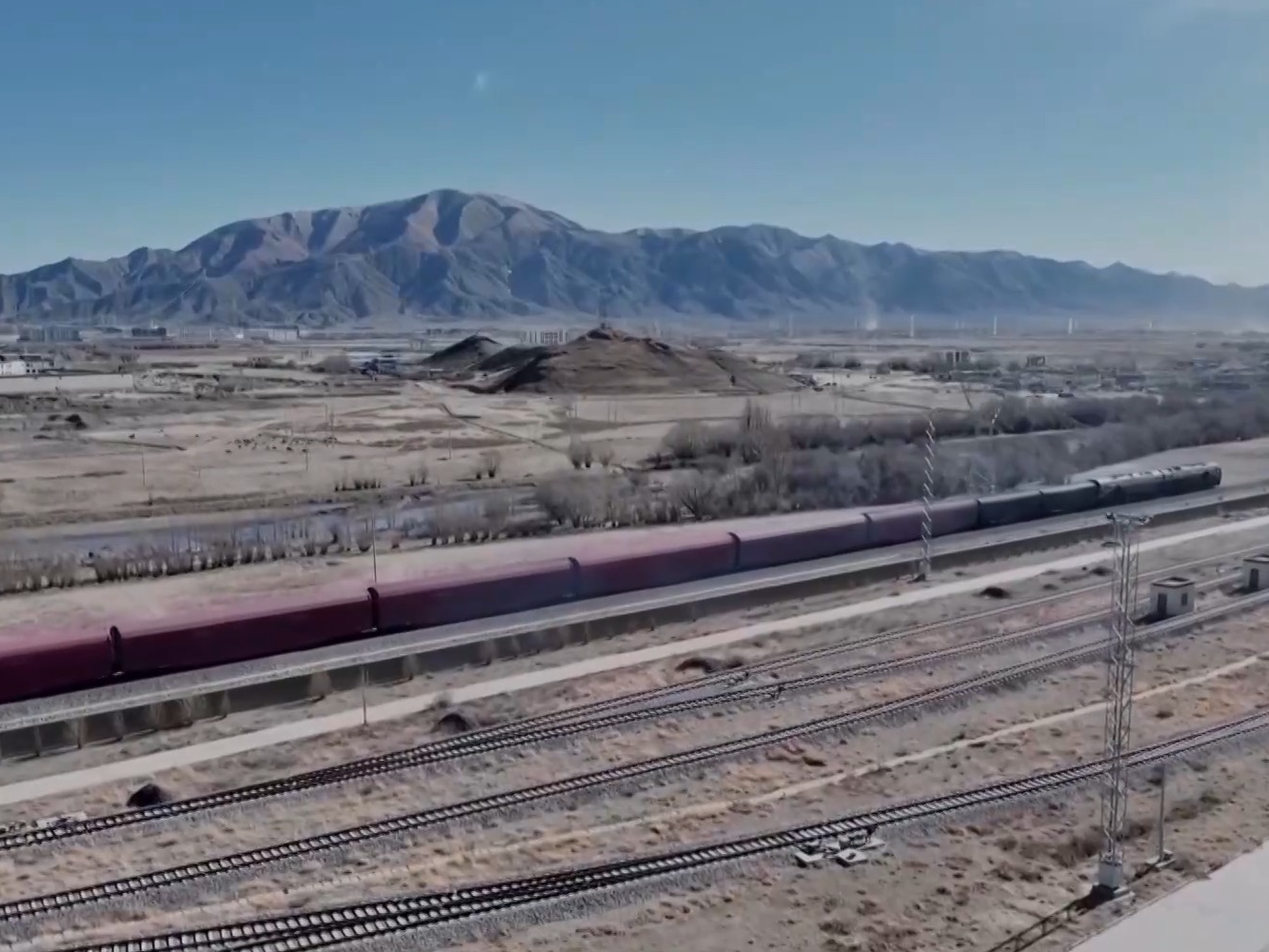 辉煌60载 魅力新西藏丨高原上的“中国速度” 日喀则国际陆地港推动西藏外贸升级