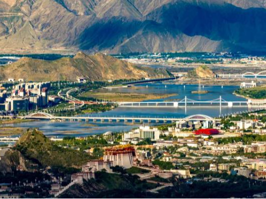 【中国那些事儿】魅力新西藏：跨越千年之路 共建绿色家园