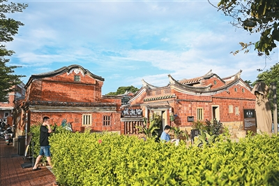 探访中西合璧的百年侨村（侨乡新貌）