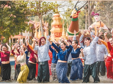 到澜沧江边，听周边交流和声（边城见闻）