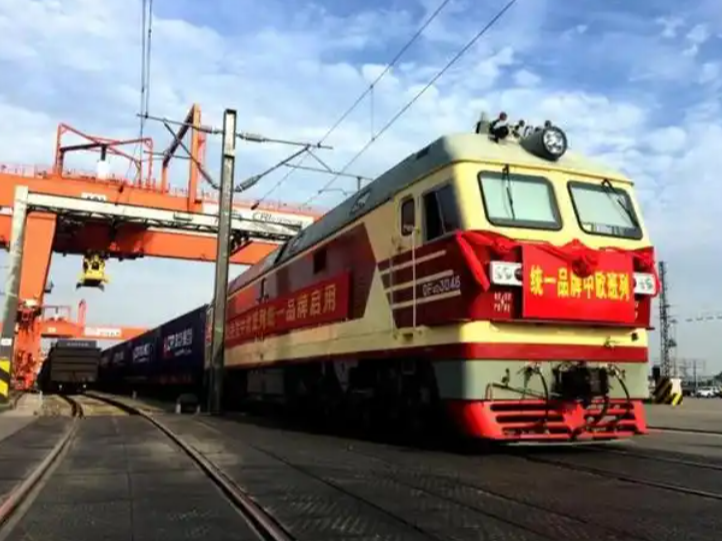 中欧班列经“中间走廊”抵达土耳其用时缩短至15天