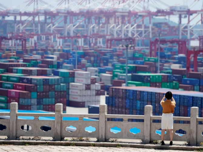 俄媒：中俄持续推进贸易数字化