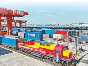 从三个交通枢纽看上合经贸活力（经济聚焦）