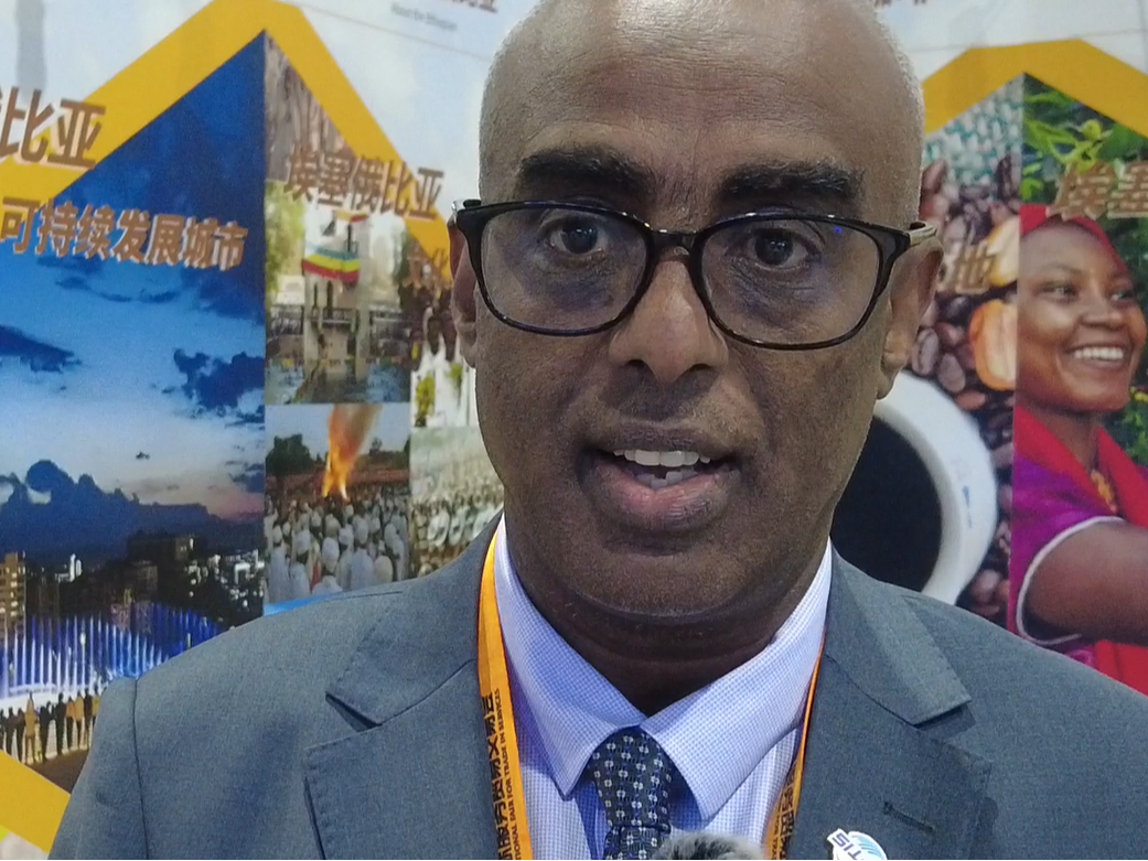 埃塞俄比亚驻华大使馆公使衔参赞曼德弗罗·希费索：“我们的咖啡在服贸会上很受欢迎”